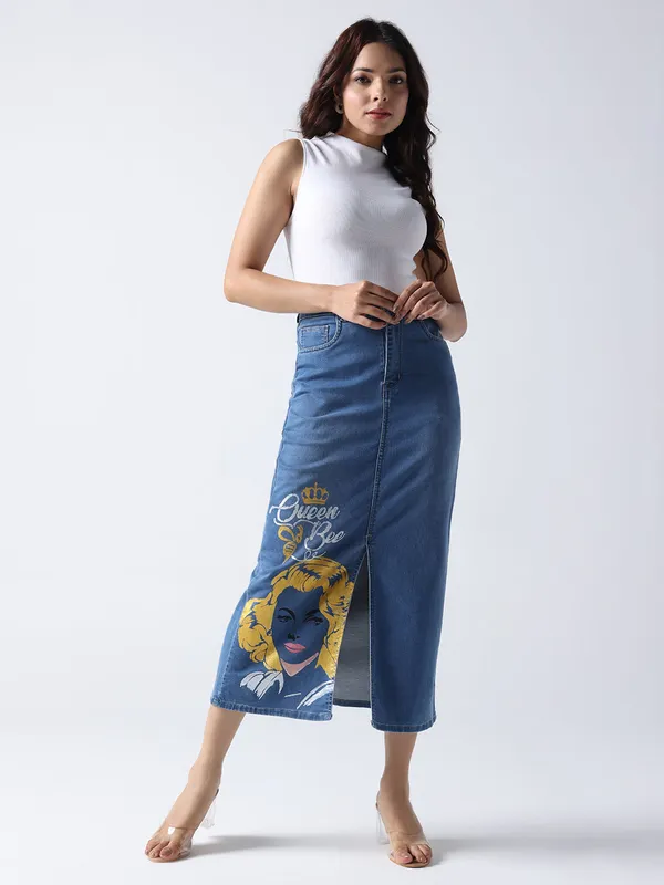 Sky_Blue_Queen_Bee_Pop_Art_Denim_Midi_Skirt_For_Women
