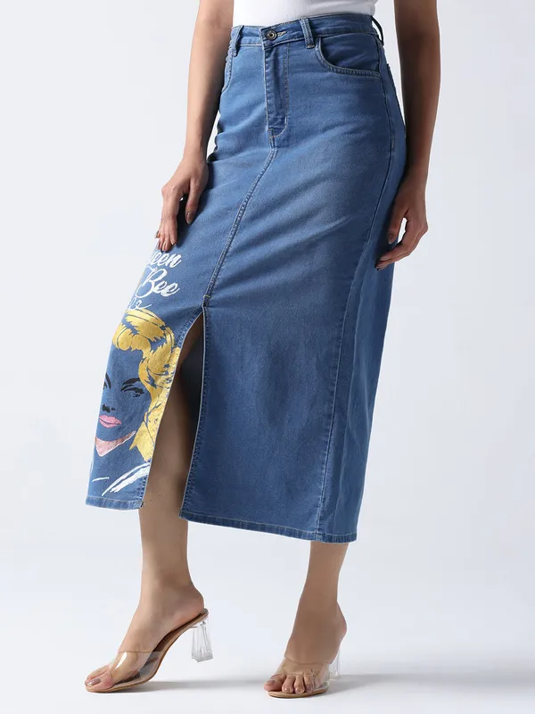 Sky_Blue_Queen_Bee_Pop_Art_Denim_Midi_Skirt_For_Women
