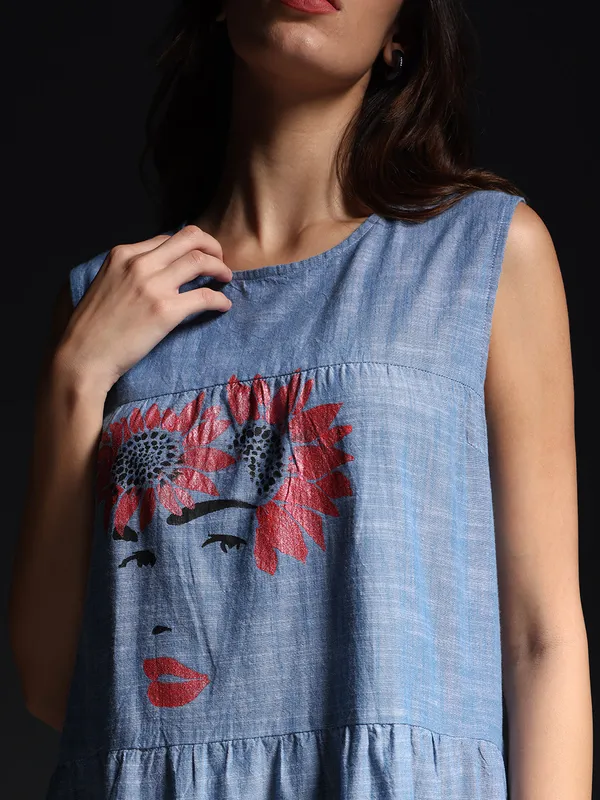 Blue_Red_Sunflower_Chambray_Sleeveless_Maxi_Dress_For_Women