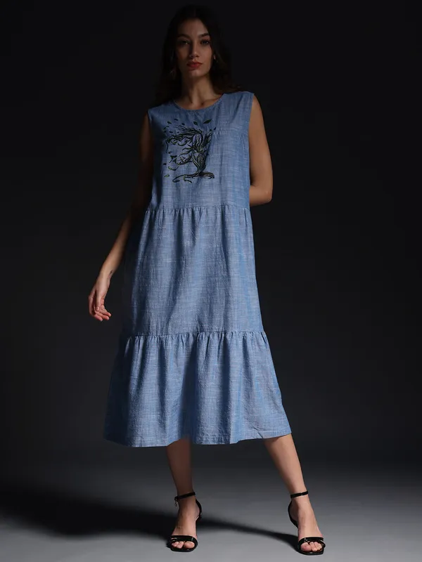 Blue_Whispering_Willow_Sleeveless_Maxi_Dress_For_Women