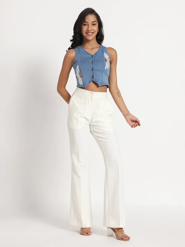 Blue_Floral_Embroidered_Top_in_Jeans_Crop_Vest_For_Women