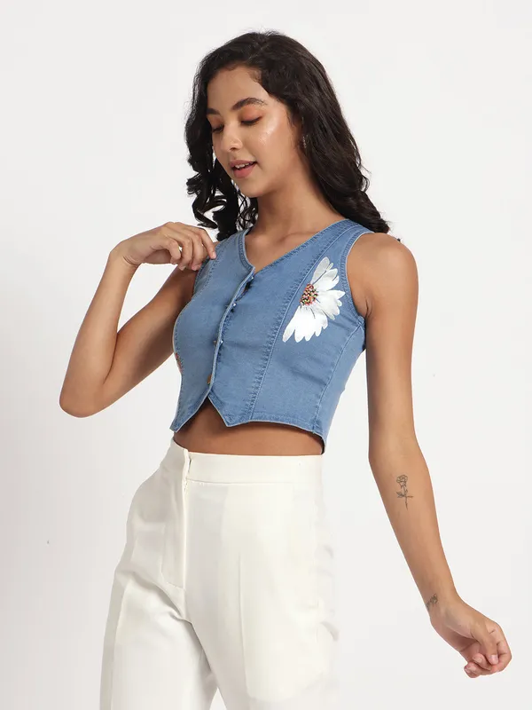 Blue_Floral_Embroidered_Top_in_Jeans_Crop_Vest_For_Women