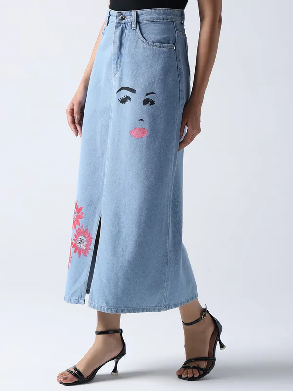 Blue_Winking_Beauty_Denim_Maxi_Skirt_For_Women