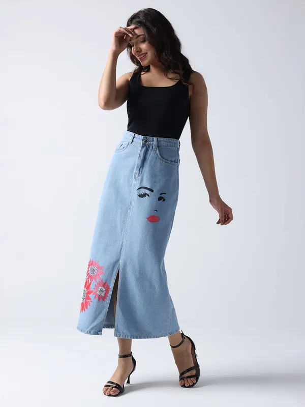 Blue_Winking_Beauty_Denim_Maxi_Skirt_For_Women