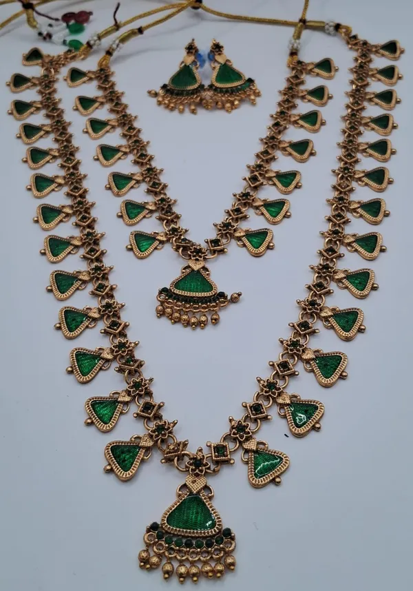 Green_Gold_Tone_Necklace_Set_For_Women