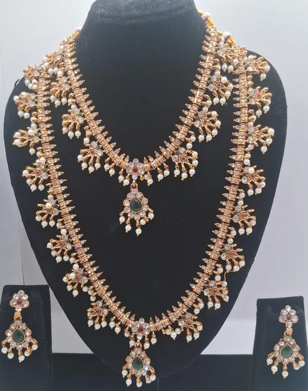 Gold_Tone_Green_Stone_Pearl_Necklace_Set_For_Women