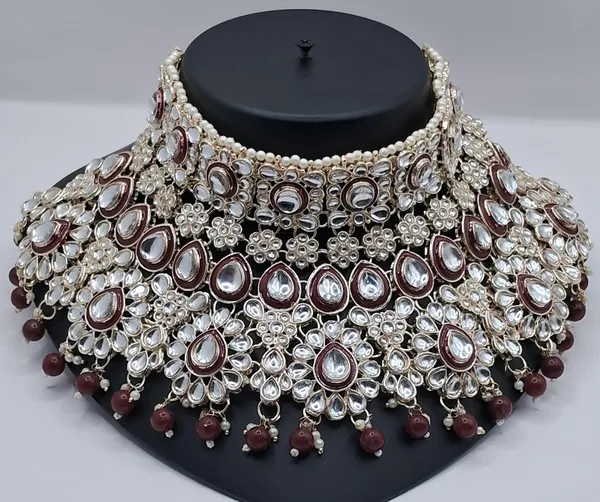 Silver_Maroon_Traditional_Jewellery_Set_For_Women