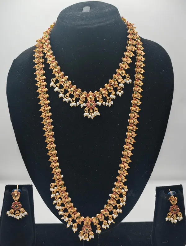 Gold_Tone_Traditional_Necklace_Set_For_Women