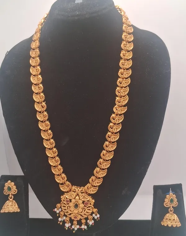 Gold_Tone_Temple_Necklace_And_Earring_Set_For_Women