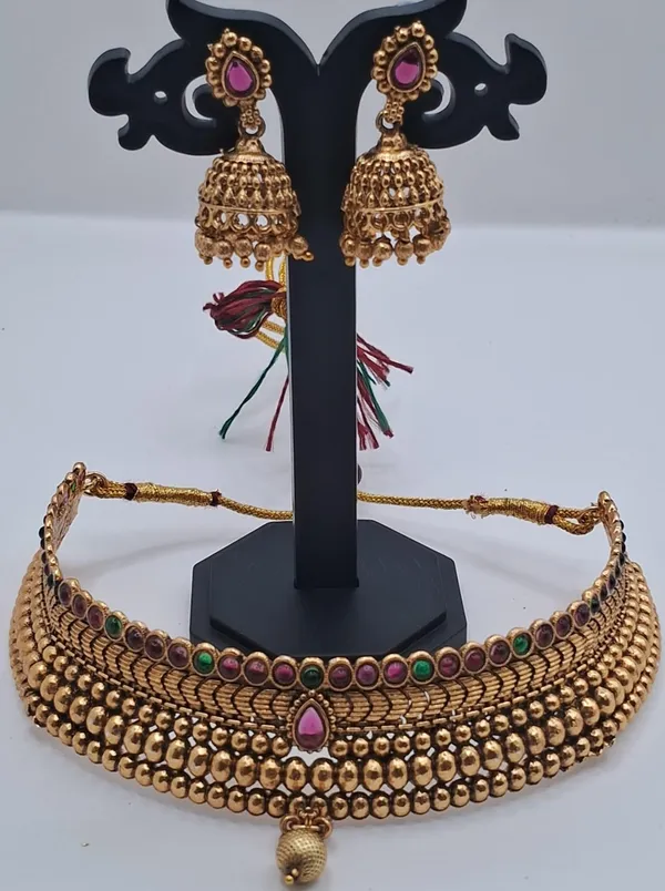 Gold-Tone_Beaded_Choker_Necklace_Set_For_Women
