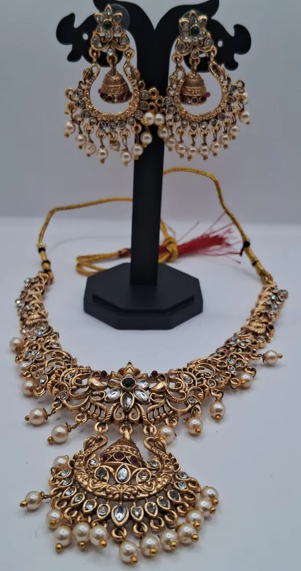 Gold_Tone_Kundan_Pearl_Necklace_Set_for_Women