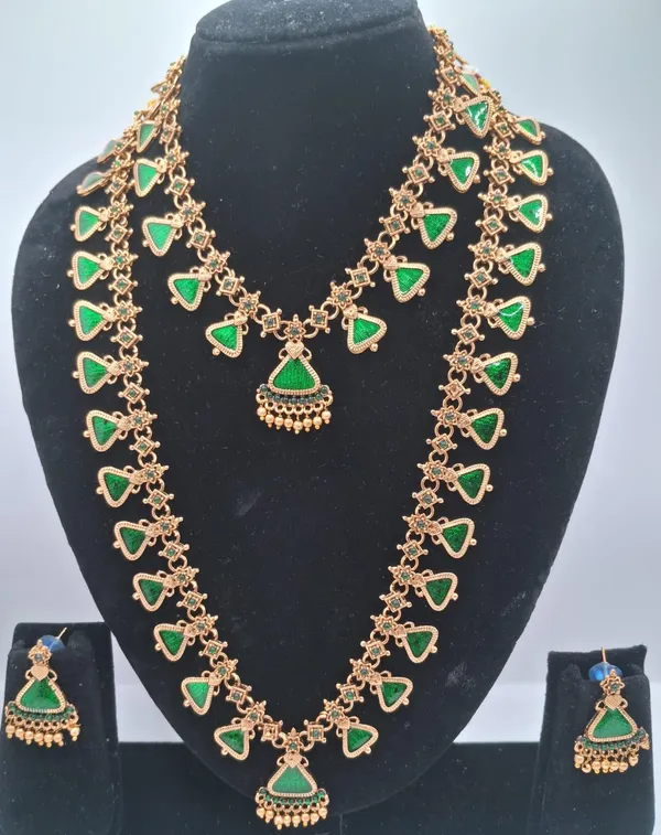 Green_Gold_Tone_Necklace_Set_For_Women