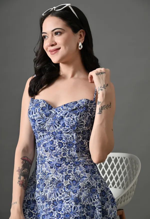Blue_Floral_Kiss_Cotton_Maxi_Dress_For_Women
