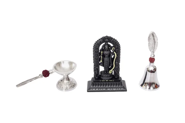 Ram_Lalla_Idol_(with_Jyot_and_Ghanti)_Brings_calmness,_reduces_stress,_and_promotes_inner_peace