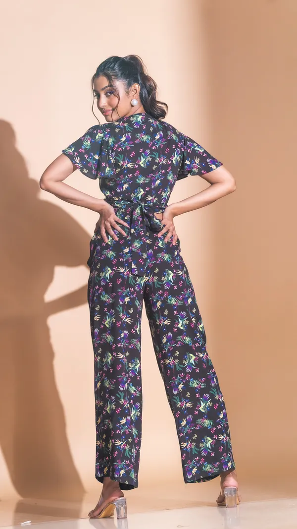 Black_Premium_Printed_Crop_Top_With_Pant_Co-Ord_Set_For_Women