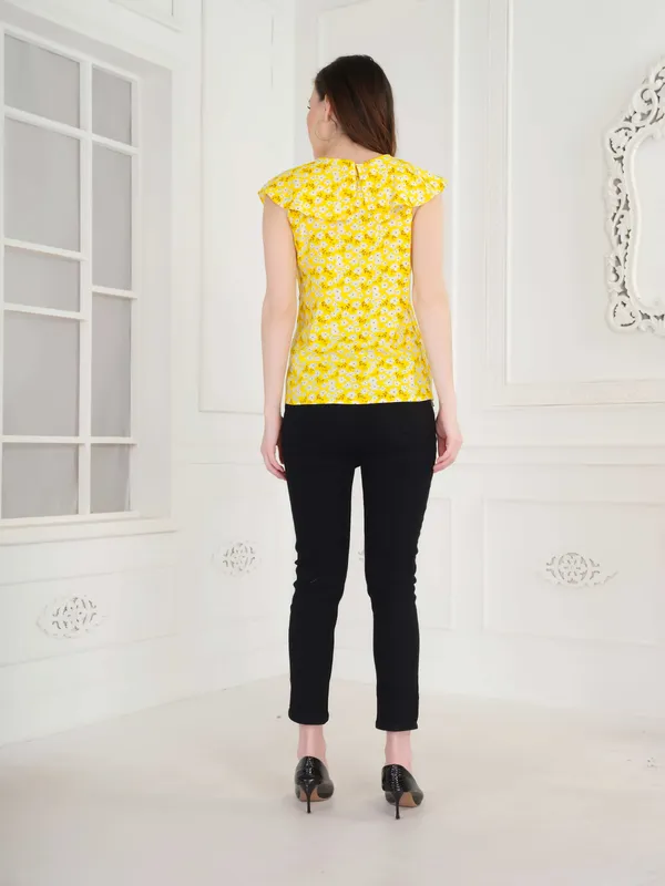 Yellow_Floral_Collared_Sleeveless_Top_For_Women
