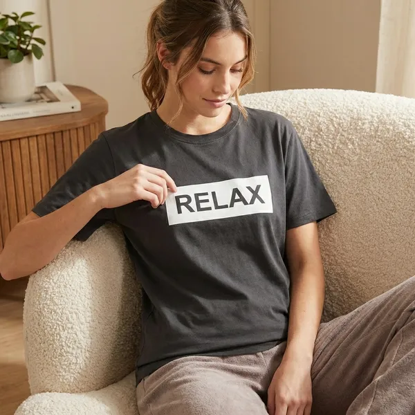 Black_Cotton_T-shirt_For_Women