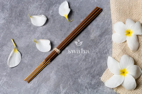 Combo_Of_Swaha_White_Musk_Agarbatti_&Swaha_Golden_Champa_Agarbatti_White_Musk_Agarbatti_35_Pieces_White_Sage_Agarbatti_35_Pieces)