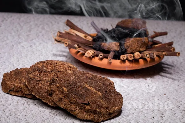 Cow_Dung_Cake_15Pcs_Pure_Indian_Desi_Cow_Dung_Cake_For_Religious_Purpose_Gober_Ke_Kande_For_Puja