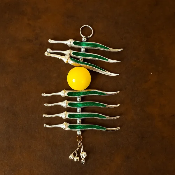 Lemon_Chilli_Meena_Metal_Limbu_And_Mirchi_Door_Hanging_To_Remove_Negativity