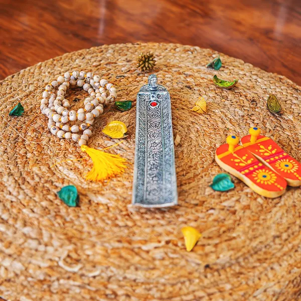 Combo_Of_Swaha_Elephant_Insense_Holder_With_Square