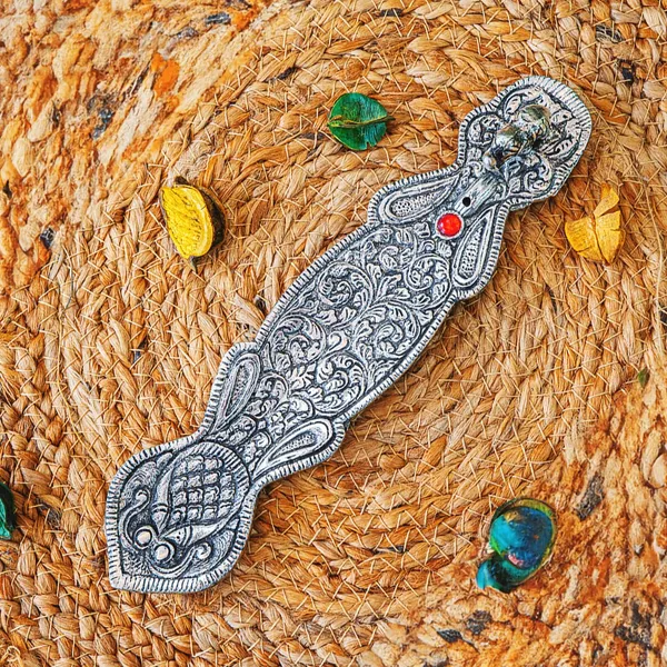 Pack_Of_2_Swaha_Incense_Holder_Elephant_With_Art_|_Silver_Color_Metal_Agarbatti/_Dhoopbatti_Holder_&_Swaha_Red_Moli