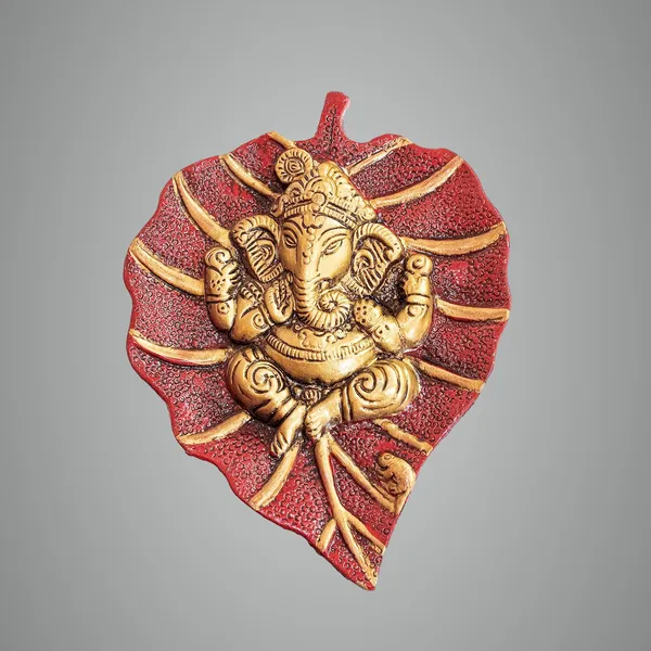Leaf_Ganesha_Wall_Hanging_Red_And_Golden_Color_Ganapathi_HandCrafted