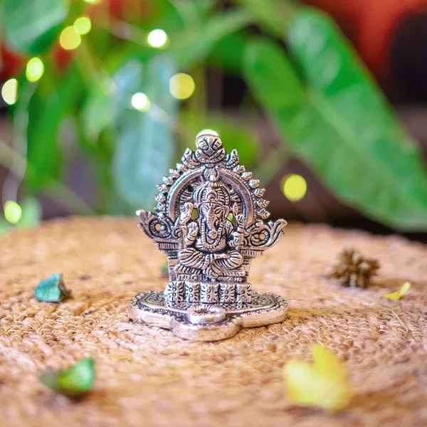 Ganesha_Dhoop_Holder_Ganapathi_Incense_Burner_For_Home_Decoration_And_Pooja