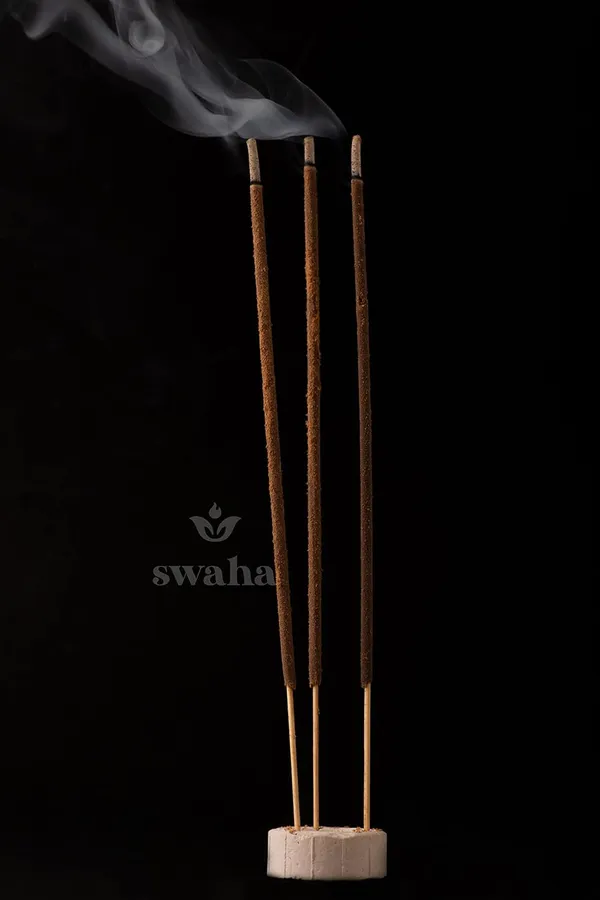 Sandalwood_Agarbatti_(Set_Of_35),_Long_Lasting_Sandalwood_Fragrance_Incense_Sticks_-_Pack_Of_3