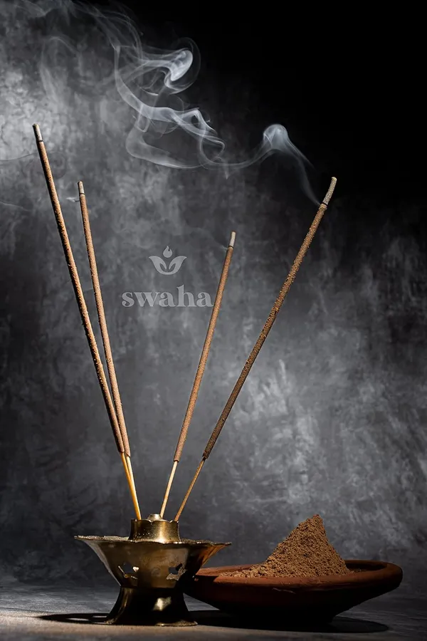 Sandalwood_Agarbatti_(Set_Of_35),_Long_Lasting_Sandalwood_Fragrance_Incense_Sticks_-_Pack_Of_3