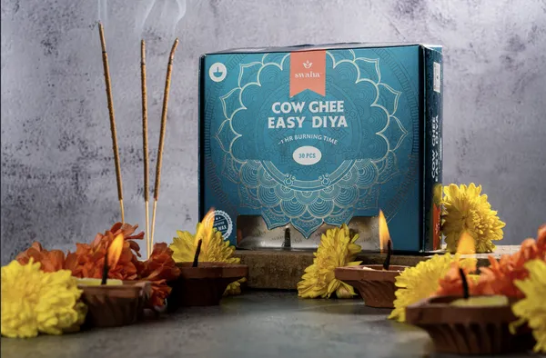 Premium_Cow_Ghee_Diya_Wicks_(30_Pieces),_60Min_Burning_Time,_Wax_Free_Cow_Ghee_Diya_Batti_-_Pack_Of_2_-_Jasmine,_Sandalwood