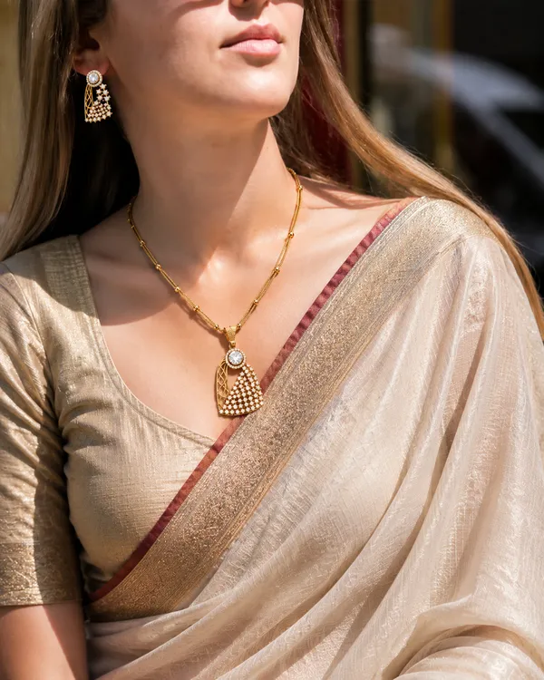A.D._Pendent_set_Necklece_With_Premium_High_Gold_with_earing_set_