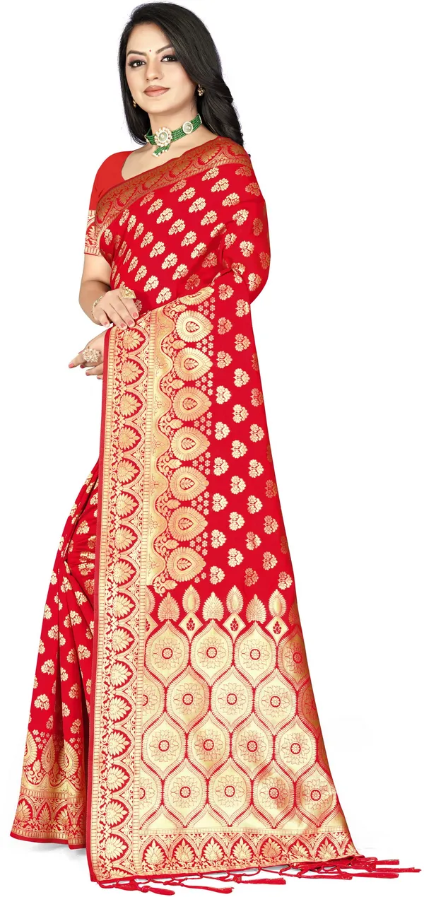 Red_Banarasi_saree_with_Latkan_With_Unstitched_Blouse_Piece_For_Women