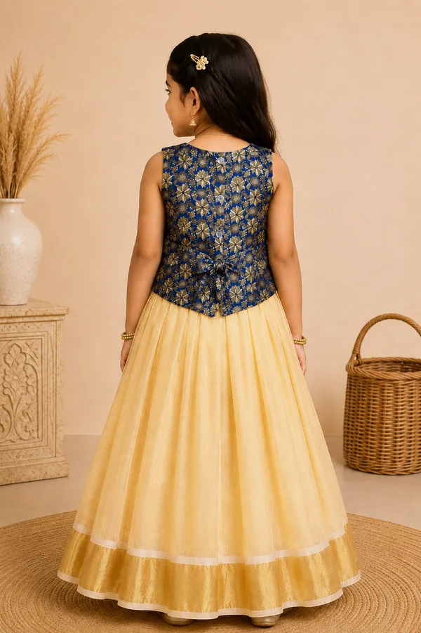 Amba_Collection_Girls_South_Cotton_Tissue_Parkar_Polak_Maharashtrian_Traditional_Outfit