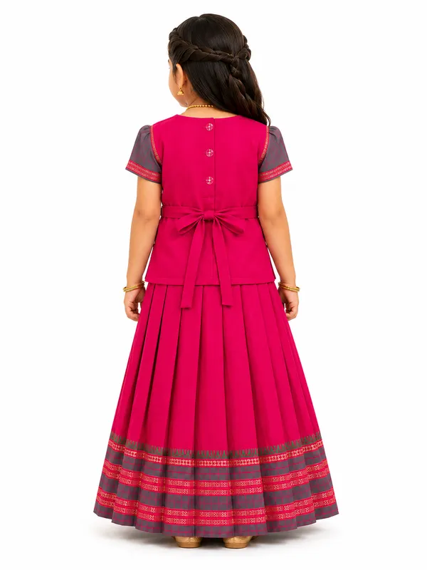 Amba_Collection_Girls_Narayanpeth_Silk_Parkar_Polak_Maharashtrian_Traditional_Outfit