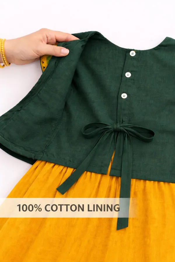 Amba_Collection_Girls_Kalyani_Cotton_Parkar_Polak_Traditional_Outfit