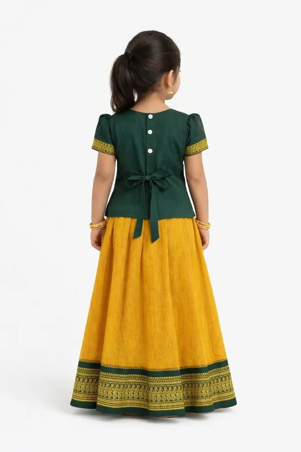 Amba_Collection_Girls_Kalyani_Cotton_Parkar_Polak_Traditional_Outfit