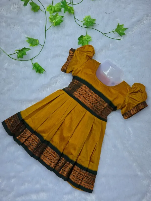 Amba_Collection_Boutique_Girl's_Traditional_Ethnic_Wear_Kalyani_Cotton_Balloon_Sleeves_Frock