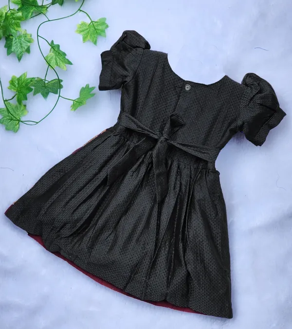 Black_Cotton_Silk_Short_Sleeve_Round_Neck_Fit_And_Flare_Dress_For_Girls
