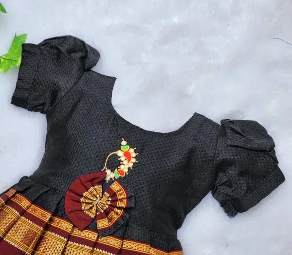 Black_Cotton_Silk_Short_Sleeve_Round_Neck_Fit_And_Flare_Dress_For_Girls