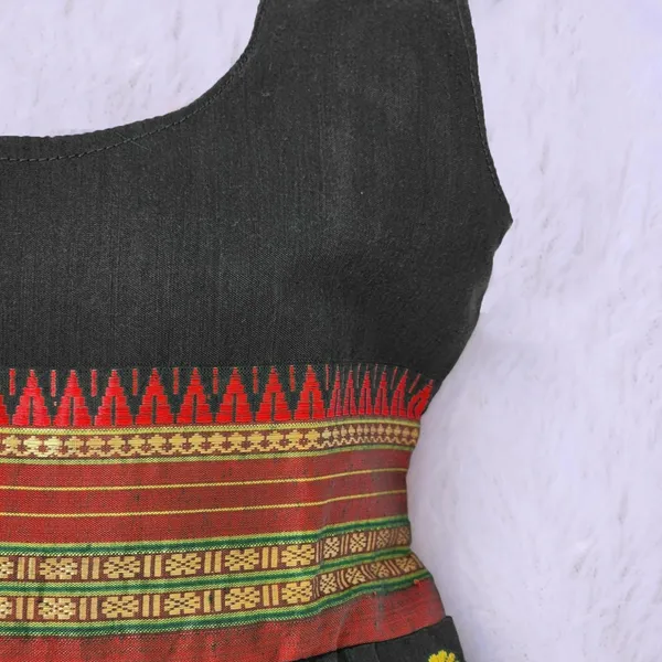 Black_Cotton_Silk_Sleeveless_Round_Neck_Fit_And_Flare_Dress_For_Girls