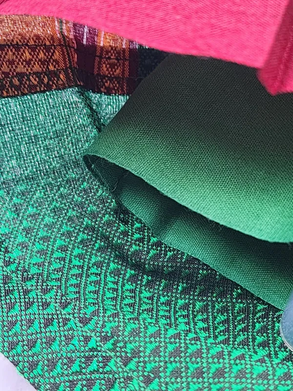 Green_Cotton_Silk_Short_Sleeve_Round_Neck_Fit_And_Flare_Dress_For_Girls