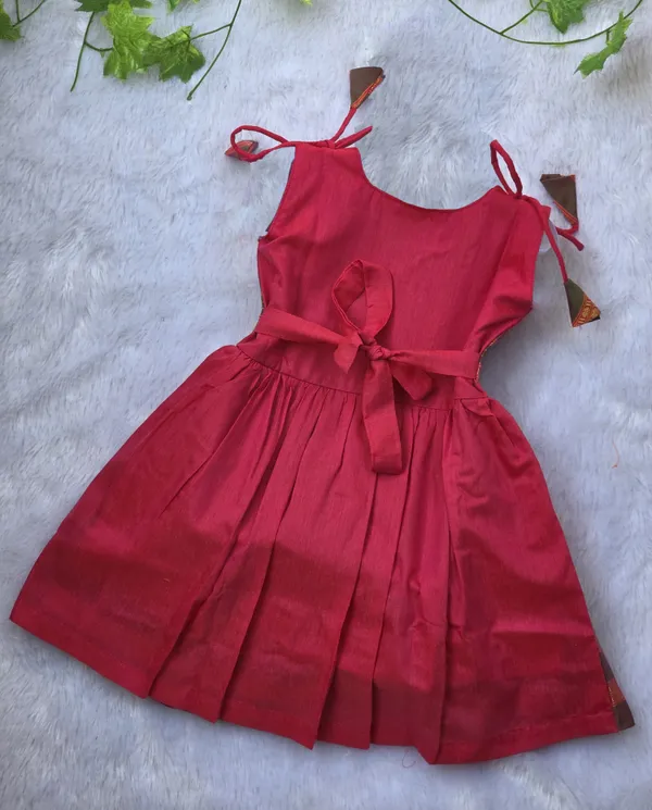 Pink_Cotton_Silk_Sleeveless_Round_Neck_Layered_Dress_For_Girls