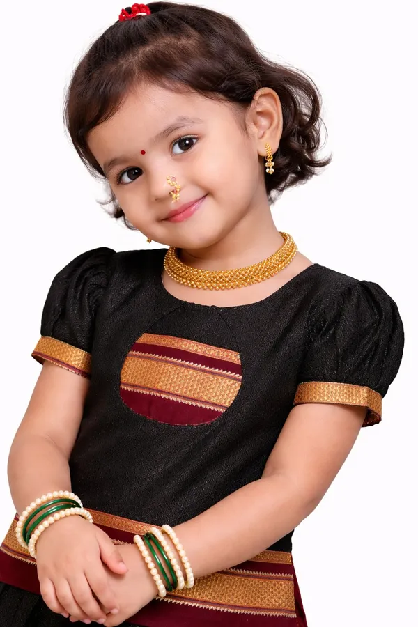 Amba_Collection_Girls_Khan_Silk_Parkar_Polak_Maharashtrian_Traditional_Outfit