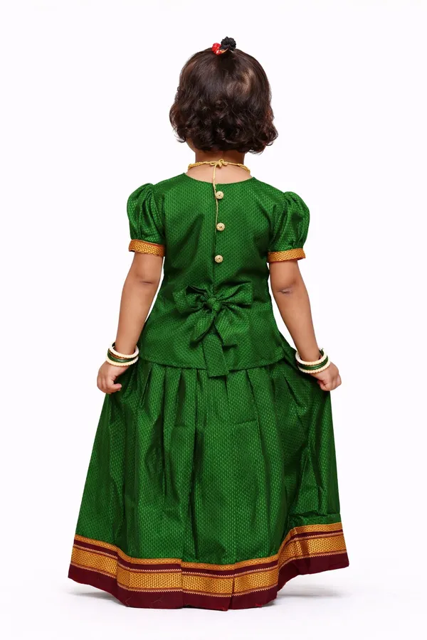 Amba_Collection_Girls_Khan_Silk_Parkar_Polak_Maharashtrian_Traditional_Outfit
