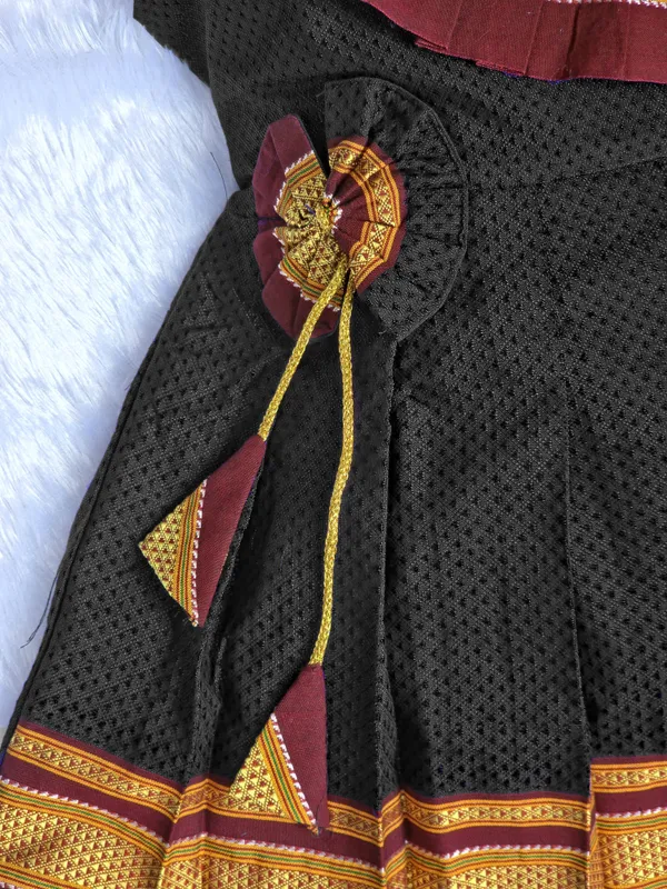 Amba_Collection_Boutique_Girl's_New_Traditional_Ethnic_Wear_Reshim_Cotton_Khan_Side_Freel_Flower_Frock