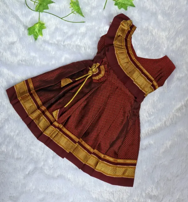 Amba_Collection_Boutique_Girl's_New_Traditional_Ethnic_Wear_Reshim_Cotton_Khan_Side_Freel_Flower_Frock