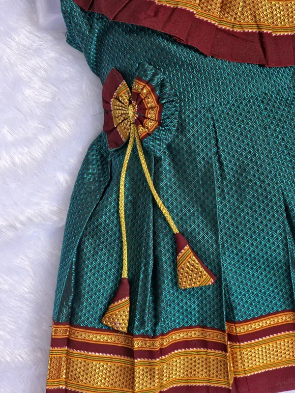 Amba_Collection_Boutique_Girl's_New_Traditional_Ethnic_Wear_Reshim_Cotton_Khan_Side_Freel_Flower_Frock