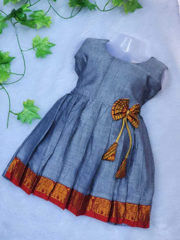 Grey_Cotton_Silk_Sleeveless_Round_Neck_Fit_And_Flare_Dress_For_Girls