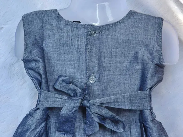 Grey_Cotton_Silk_Sleeveless_Round_Neck_Fit_And_Flare_Dress_For_Girls